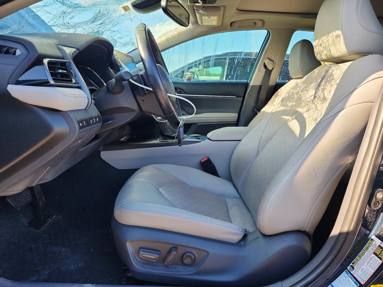 2021 Toyota Camry Xse - Фото 7
