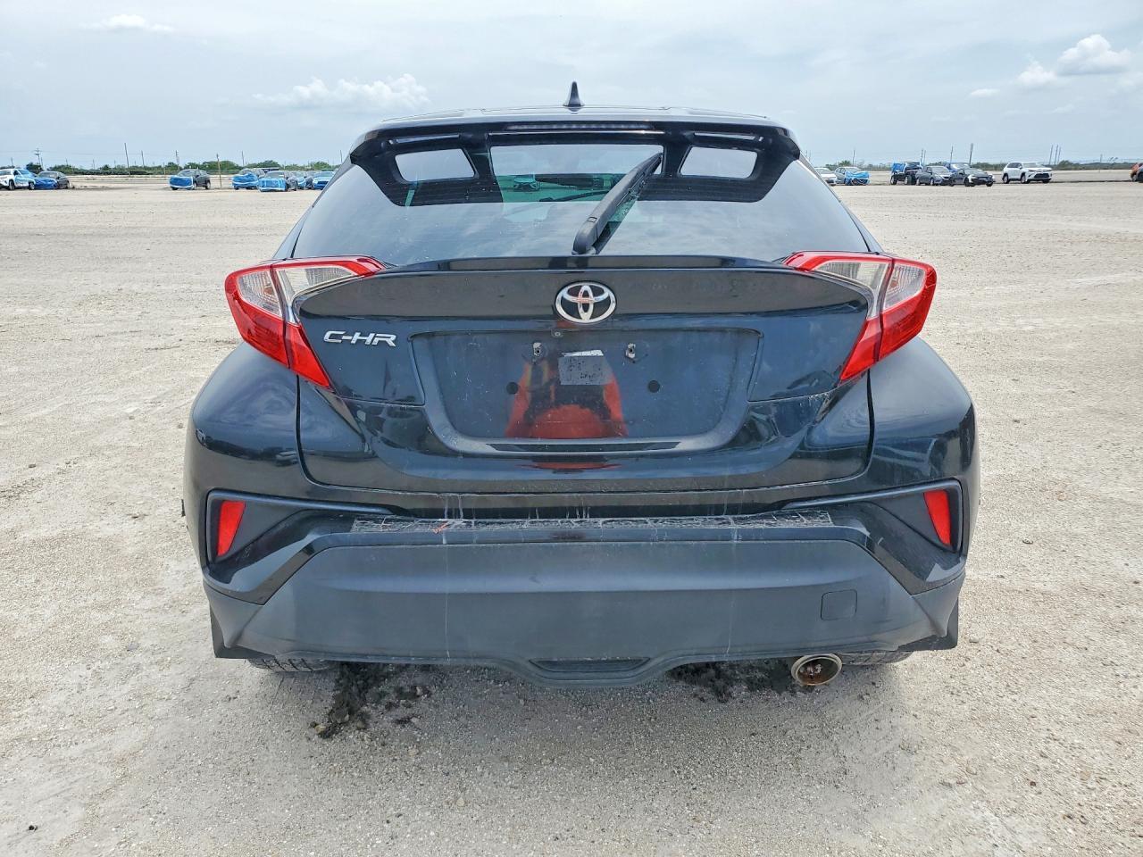 2018 Toyota C-Hr Xle - Image 6