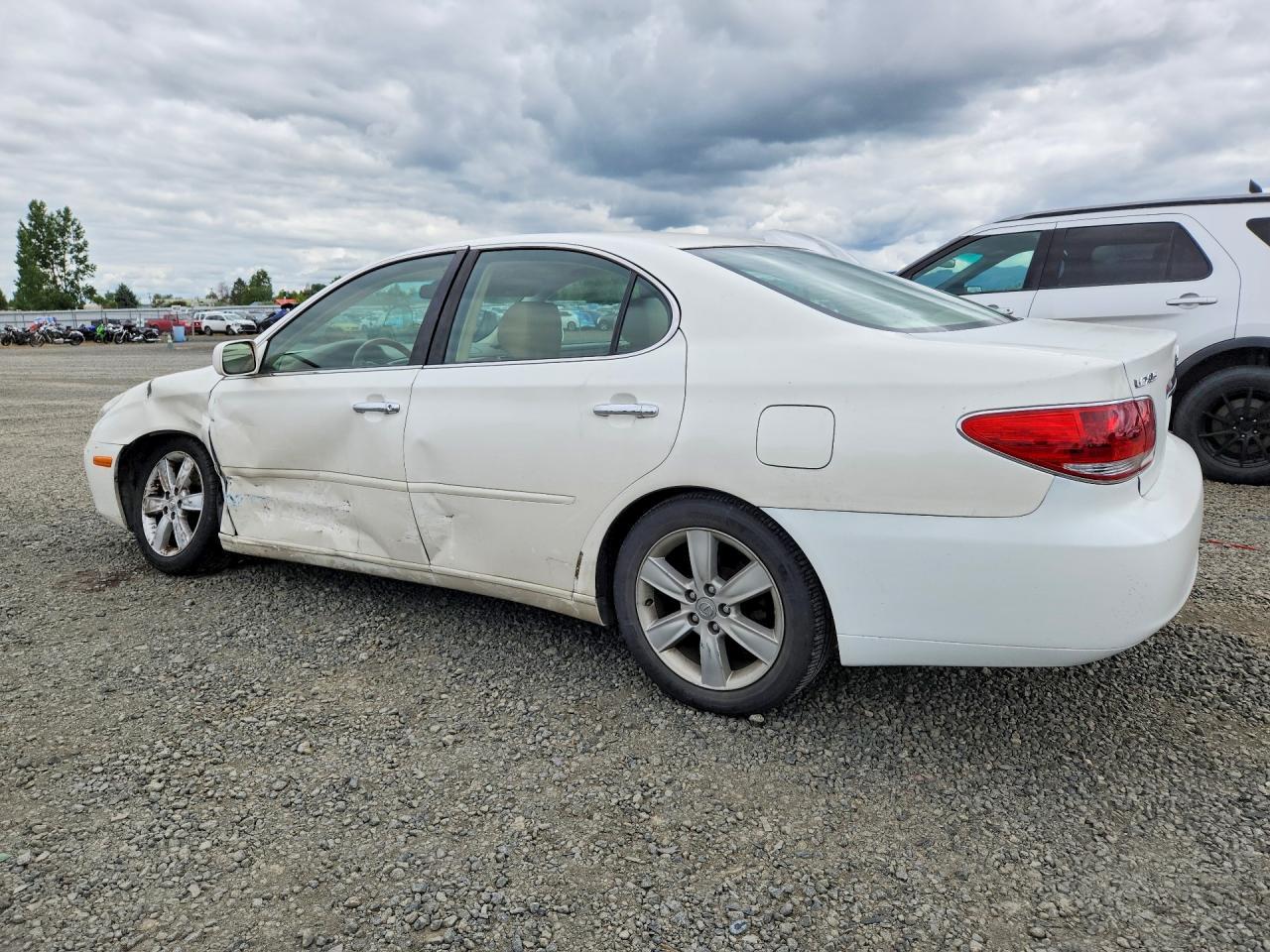 2005 Lexus Es 330 Base - Image 2