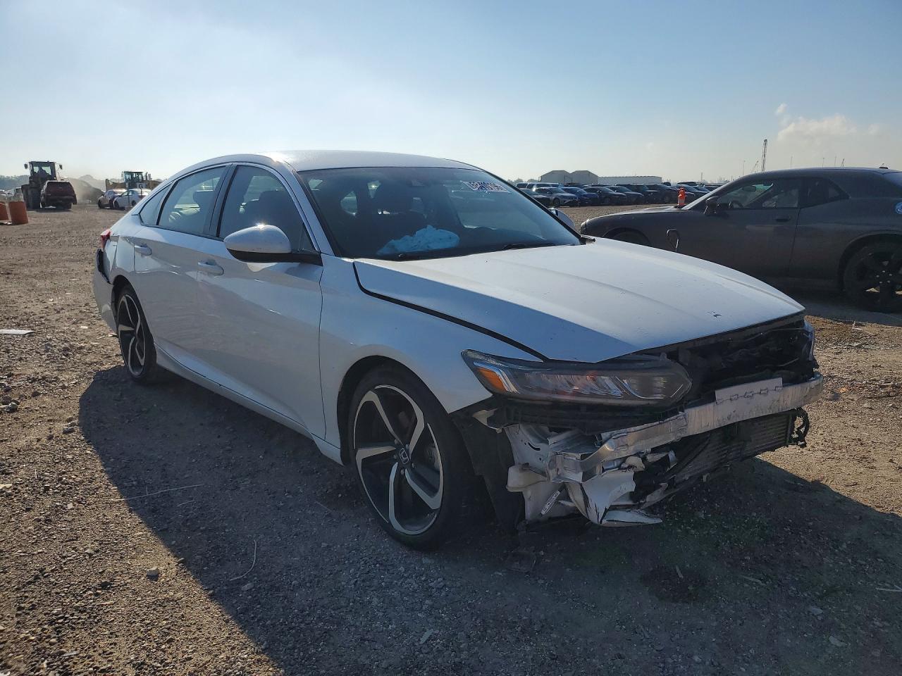 2019 Honda Accord Sport - Image 4