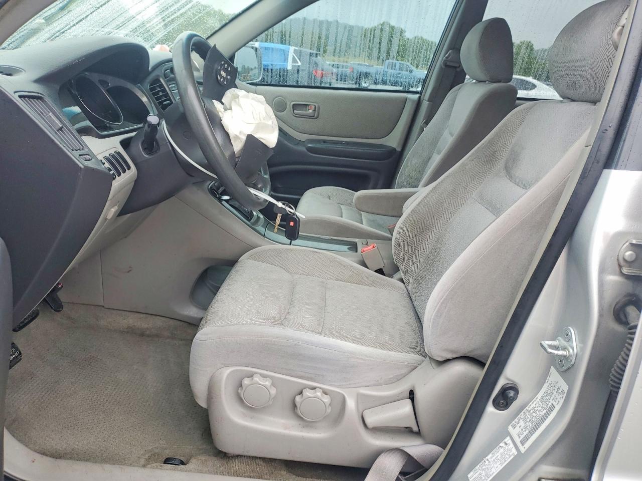 2002 Toyota Highlander Base - Фото 7