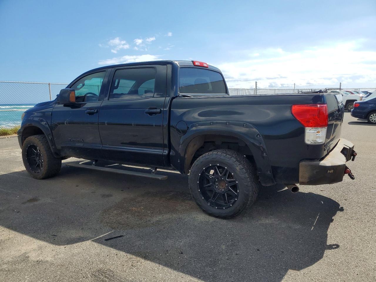 2013 Toyota Tundra Crewmax Sr5 - Фото 2