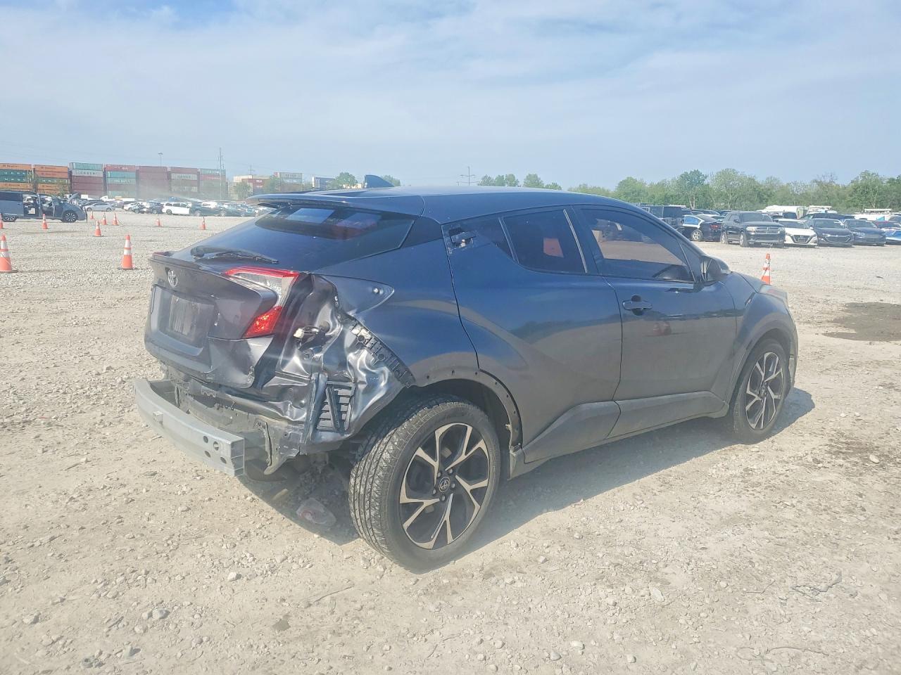2018 Toyota C-Hr Xle - Фото 3
