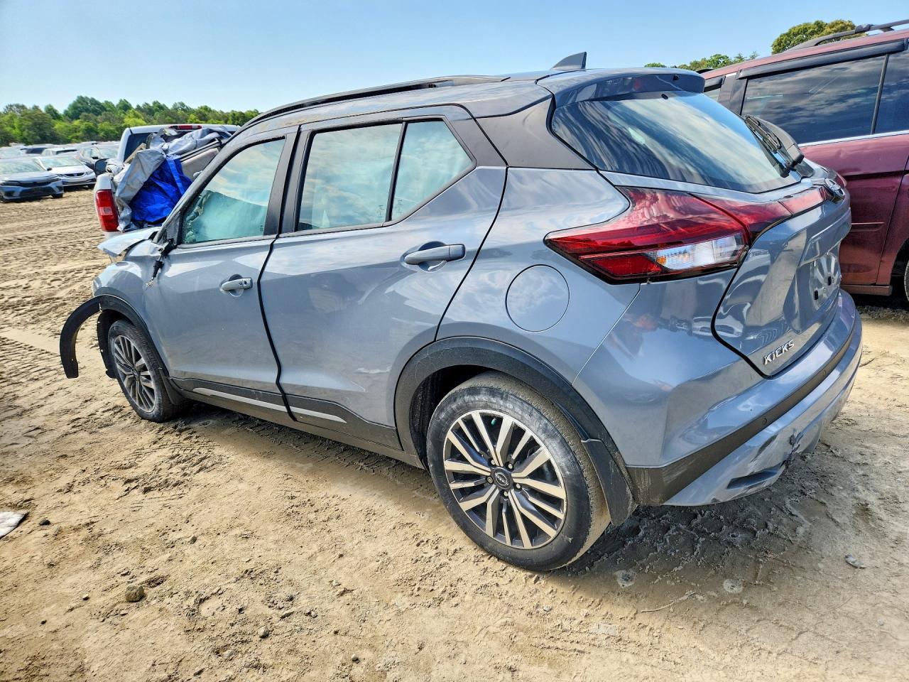 2023 Nissan Kicks Sr - Фото 2