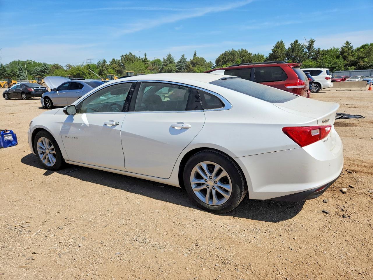 2016 Chevrolet Malibu Hybrid - Фото 2