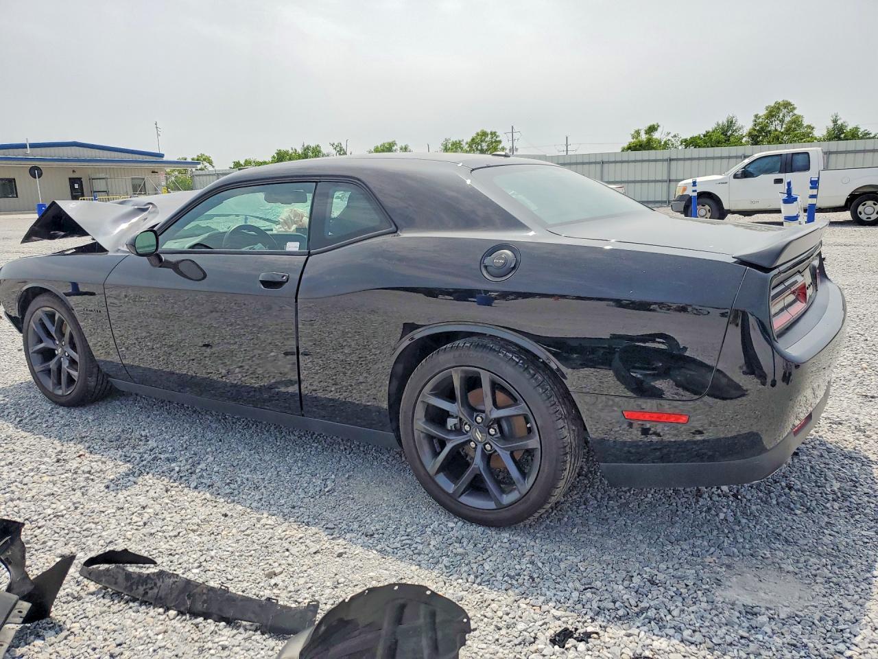 2022 Dodge Challenger R - Image 2