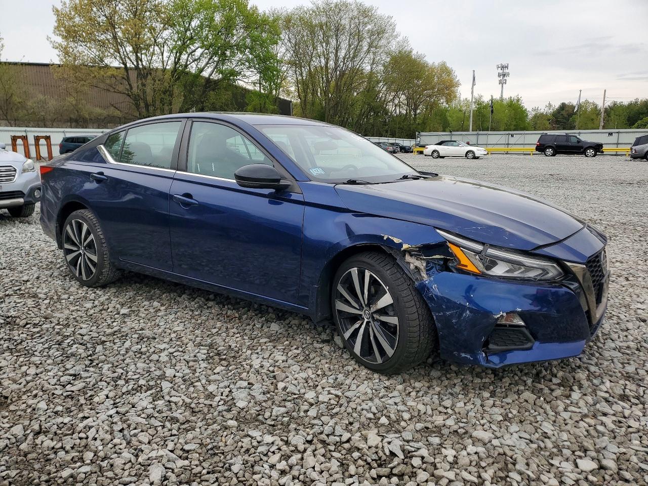 2021 Nissan Altima Sr - Фото 4