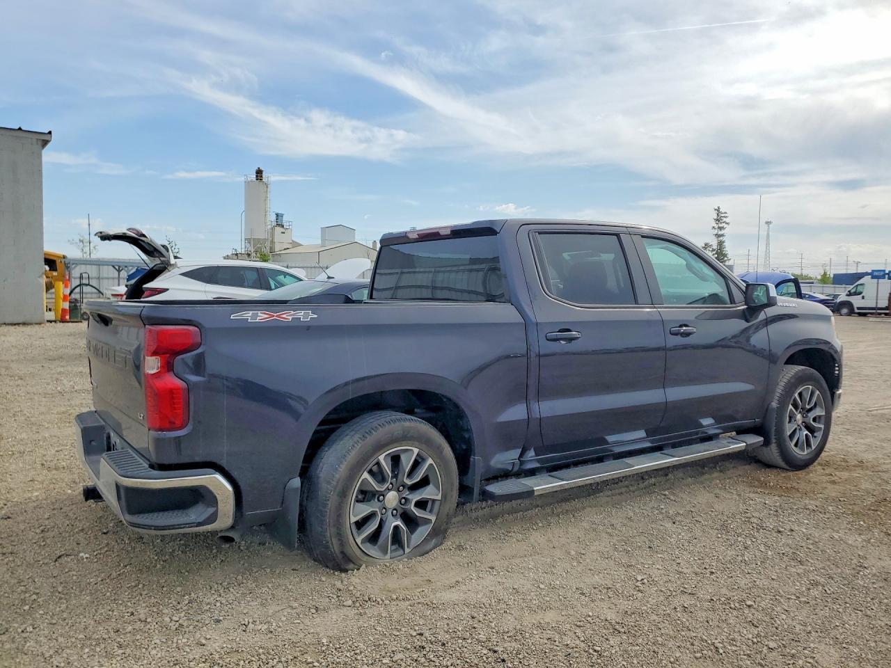 2022 Chevrolet Silverado K1500 Lt - Фото 3