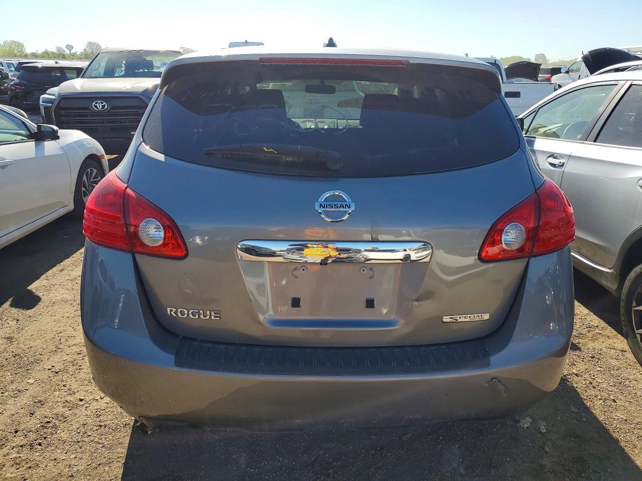 2013 Nissan Rogue S - Фото 6