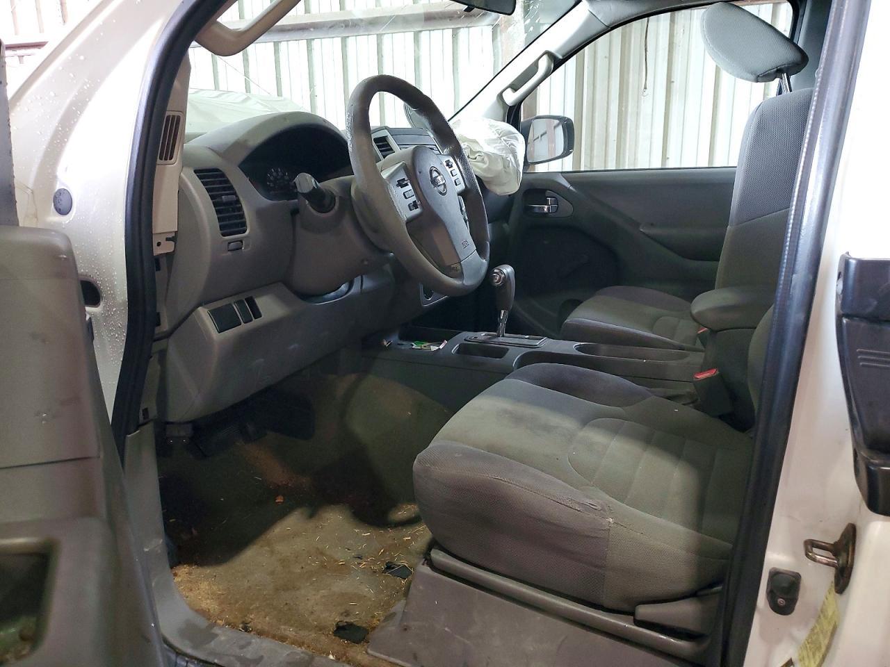 2015 Nissan Frontier S - Фото 7