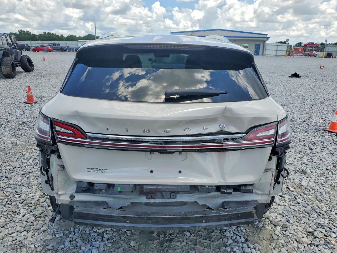 2021 Lincoln Nautilus - Image 6