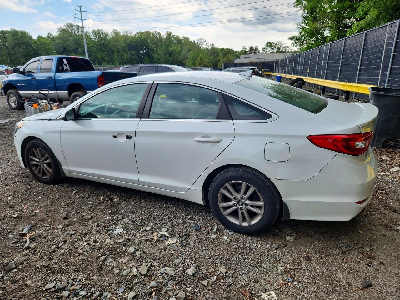2015 Hyundai Sonata Se - Фото 2