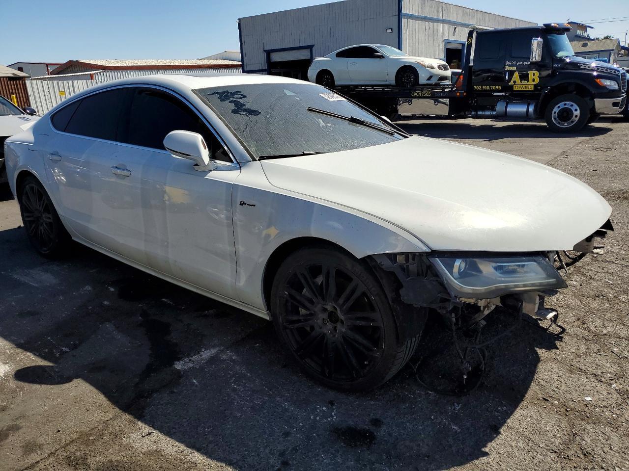 2014 Audi A7 Premium Plus - Image 4