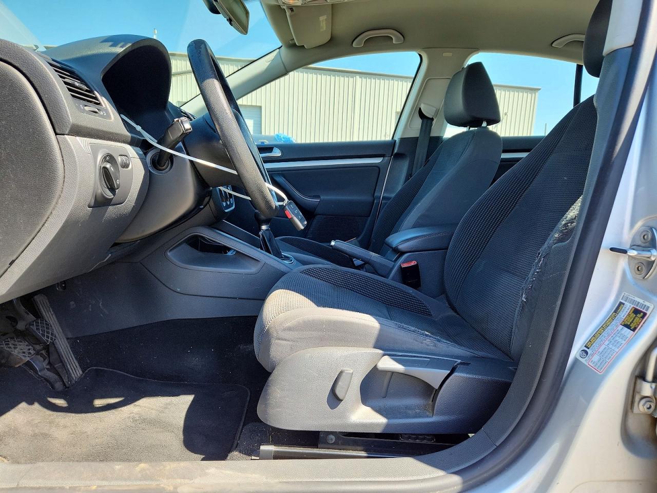 2009 Volkswagen Jetta S - Image 7