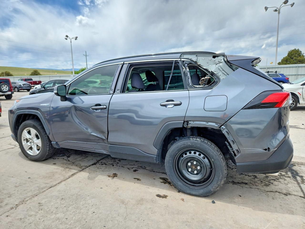 2020 Toyota Rav4 Hybrid Xle - Image 2