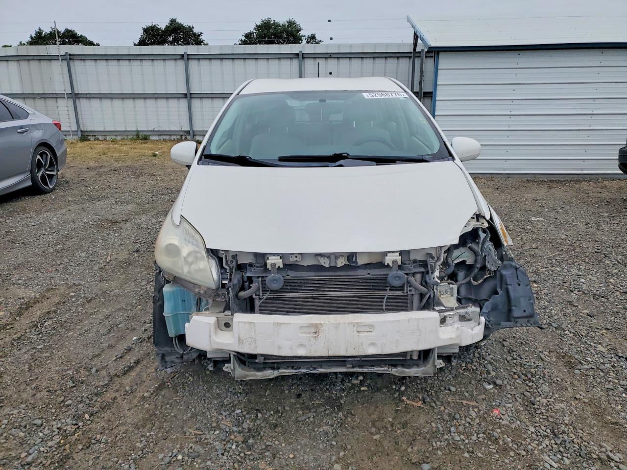 2010 Toyota Prius Iv - Image 5