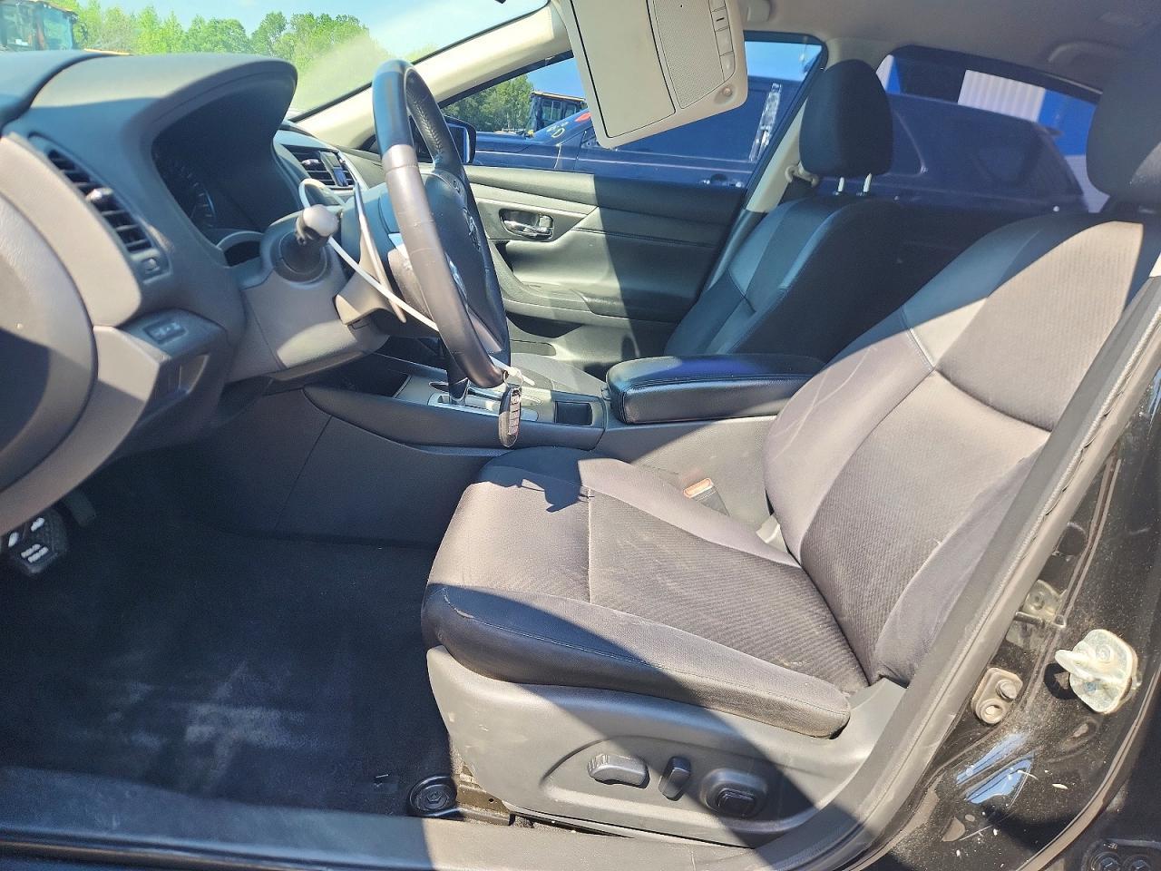 2017 Nissan Altima 2.5 Sr - Image 7