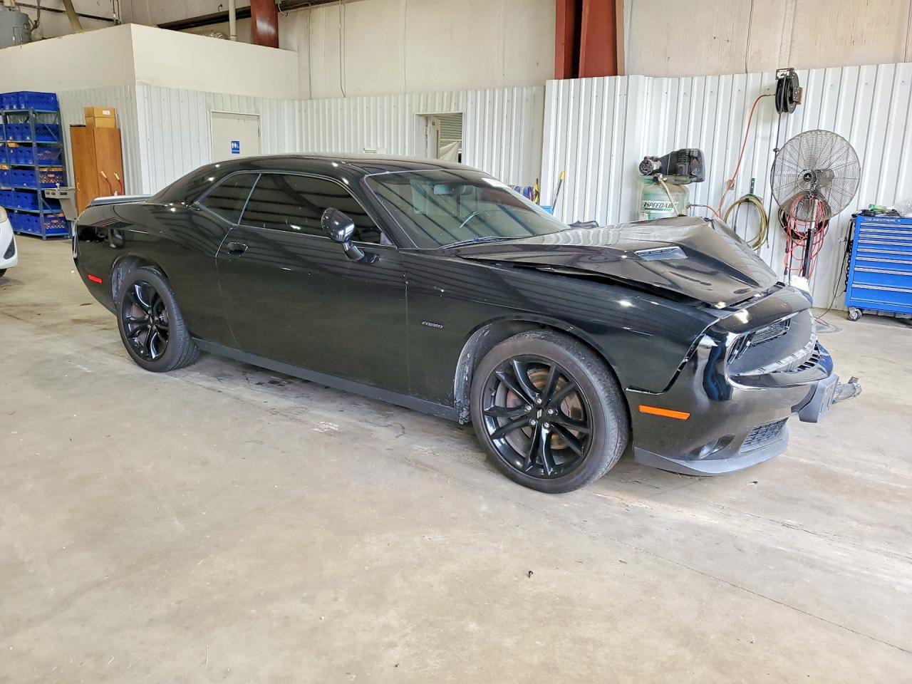 2018 Dodge Challenger - Фото 4