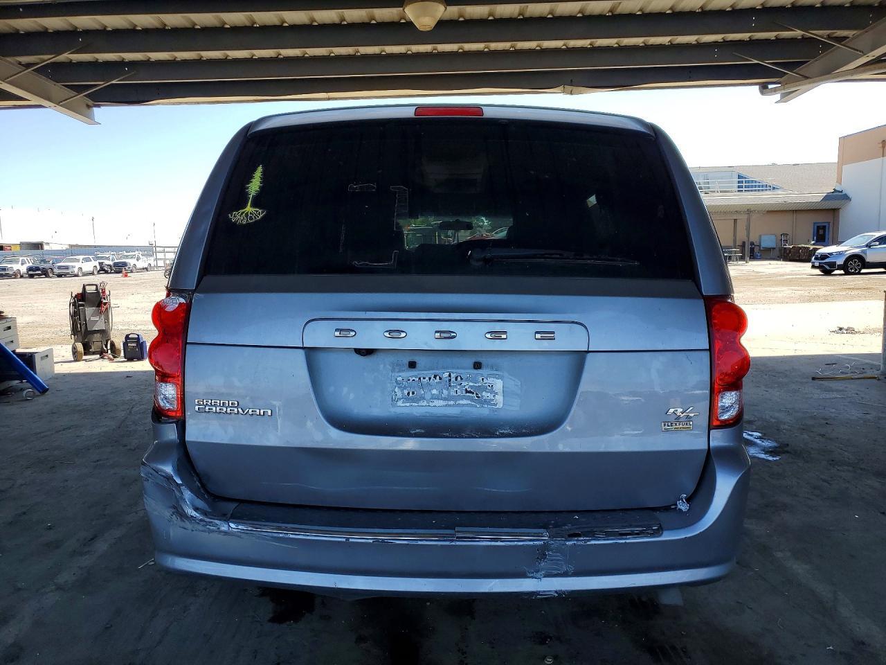 2016 Dodge Grand Caravan R - Image 6