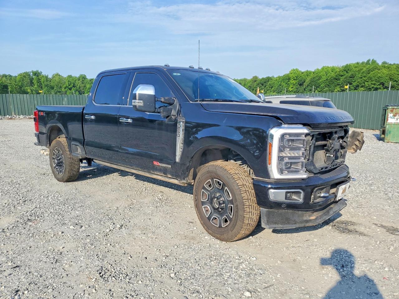 2024 Ford F250 Super Duty - Image 4