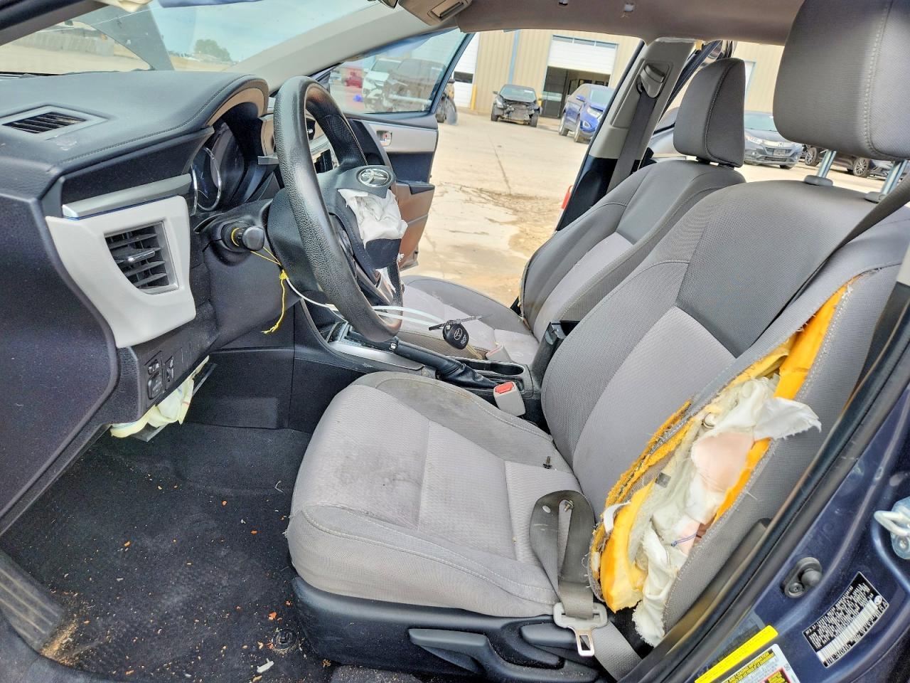 2015 Toyota Corolla Le - Фото 7