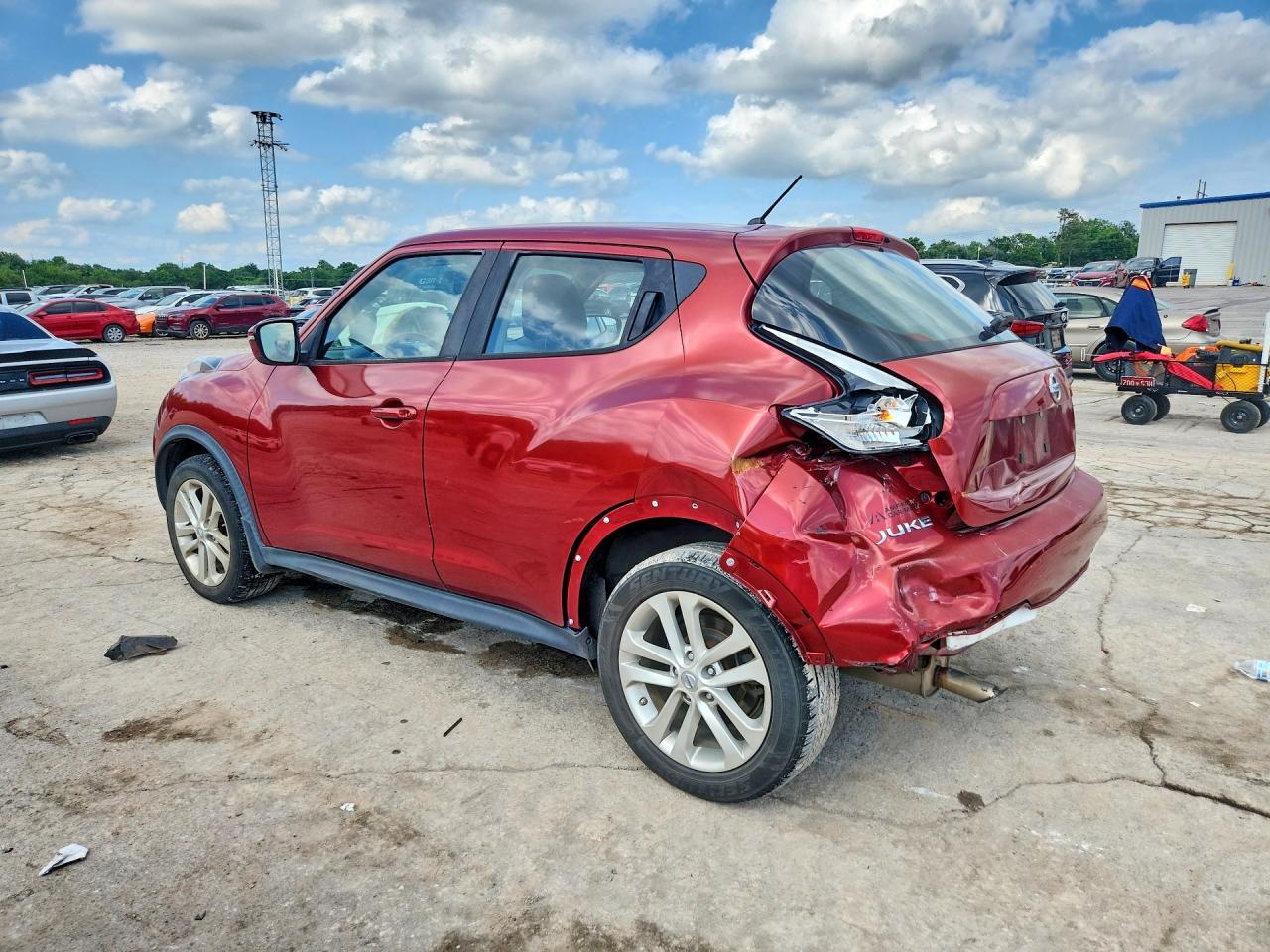 2015 Nissan Juke S - Фото 2