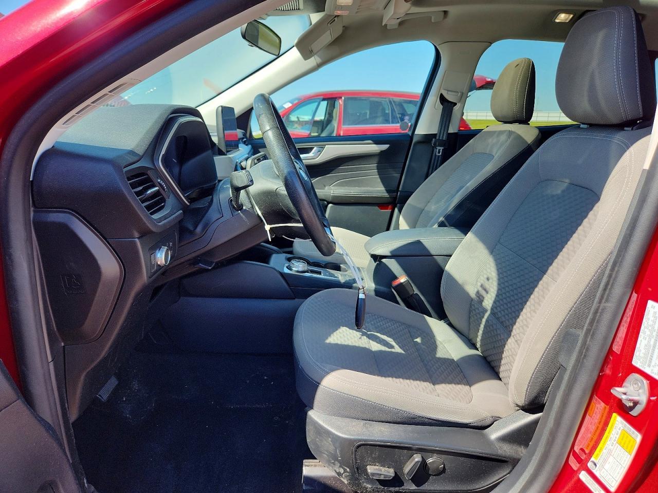 2021 Ford Escape Se - Фото 7