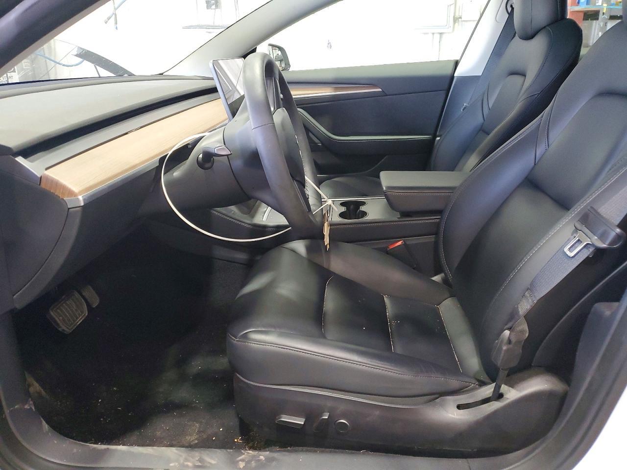 2022 Tesla Model 3 - Фото 7