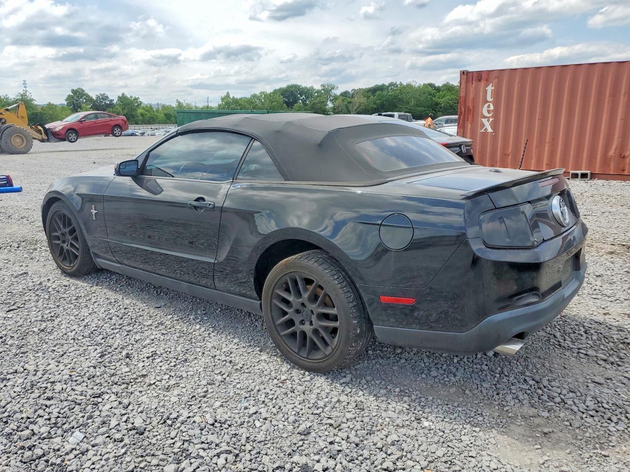 2012 Ford Mustang - Фото 2