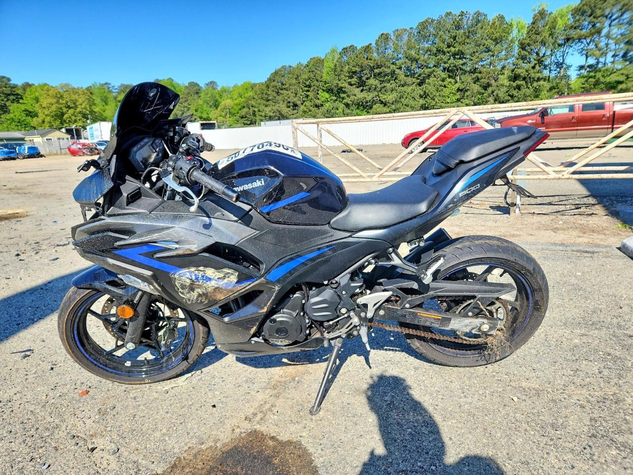 2025 Kawasaki Ex500 - Image 3
