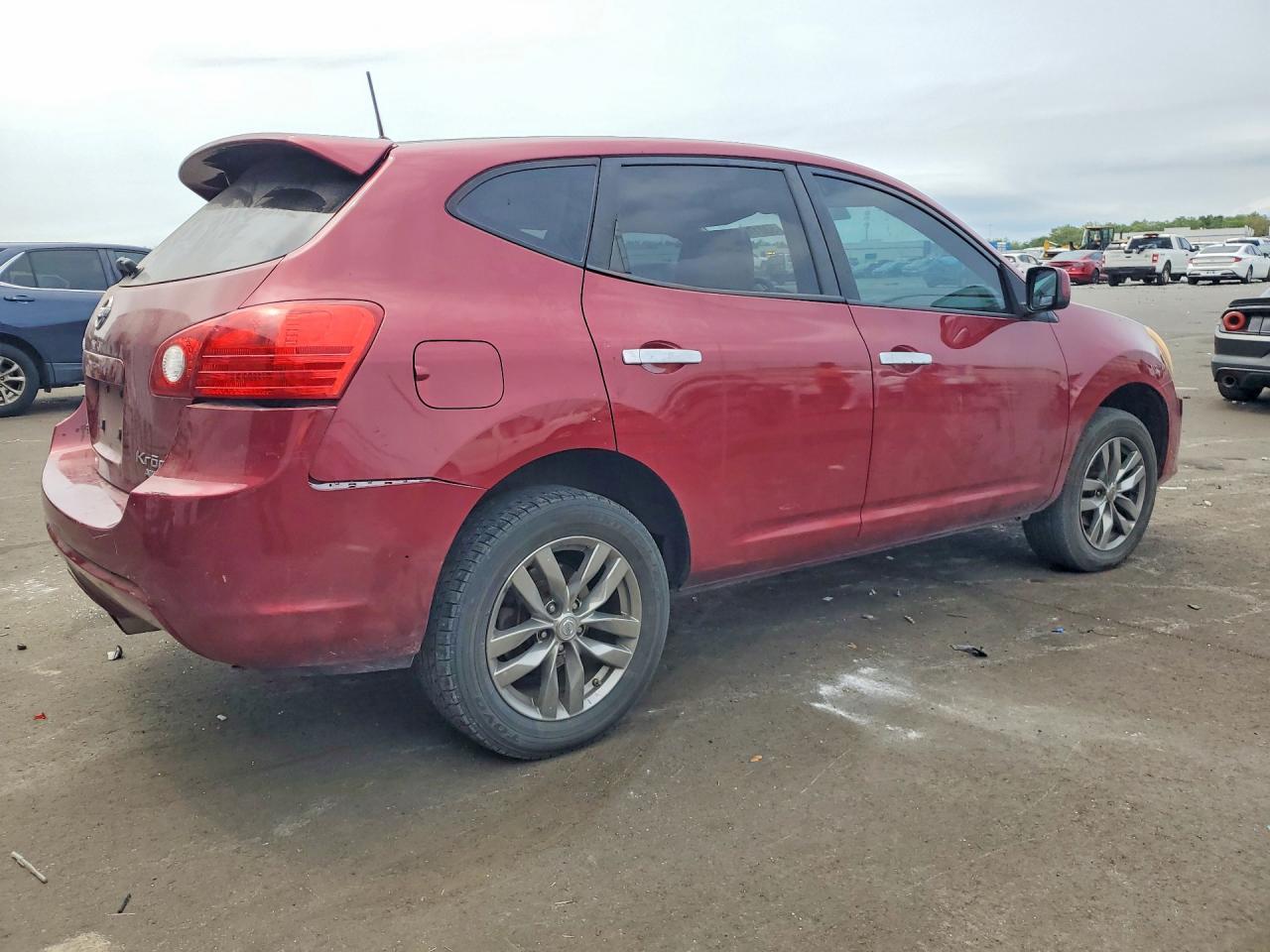 2010 Nissan Rogue S - Image 3