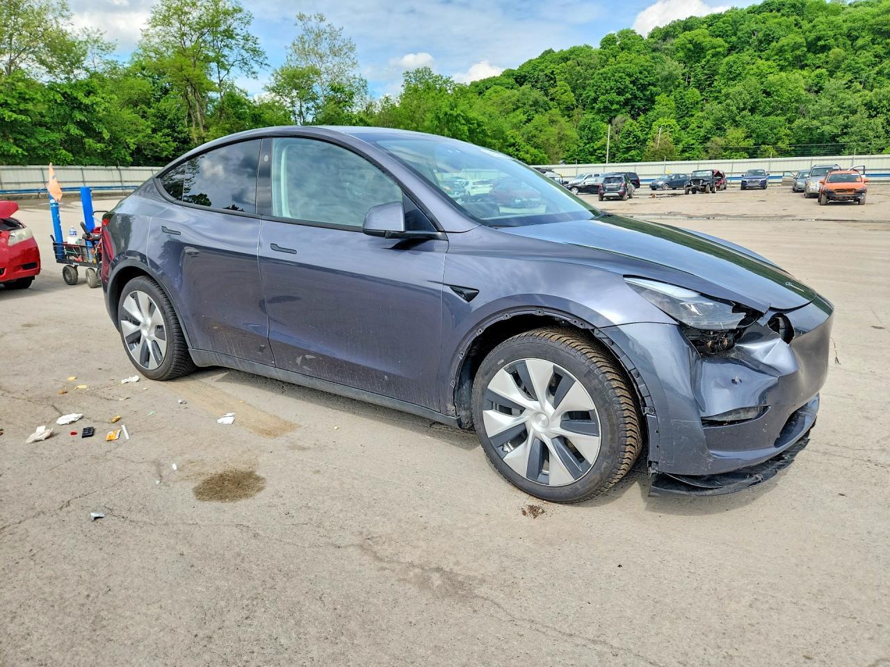 2023 Tesla Model Y - Фото 4