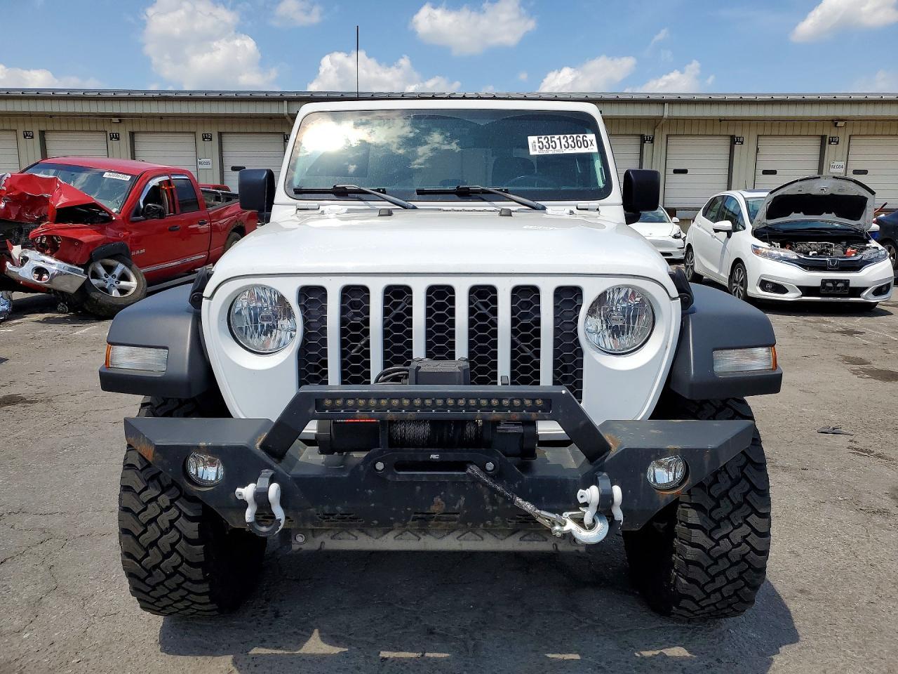 2020 Jeep Gladiator Sport - Фото 5