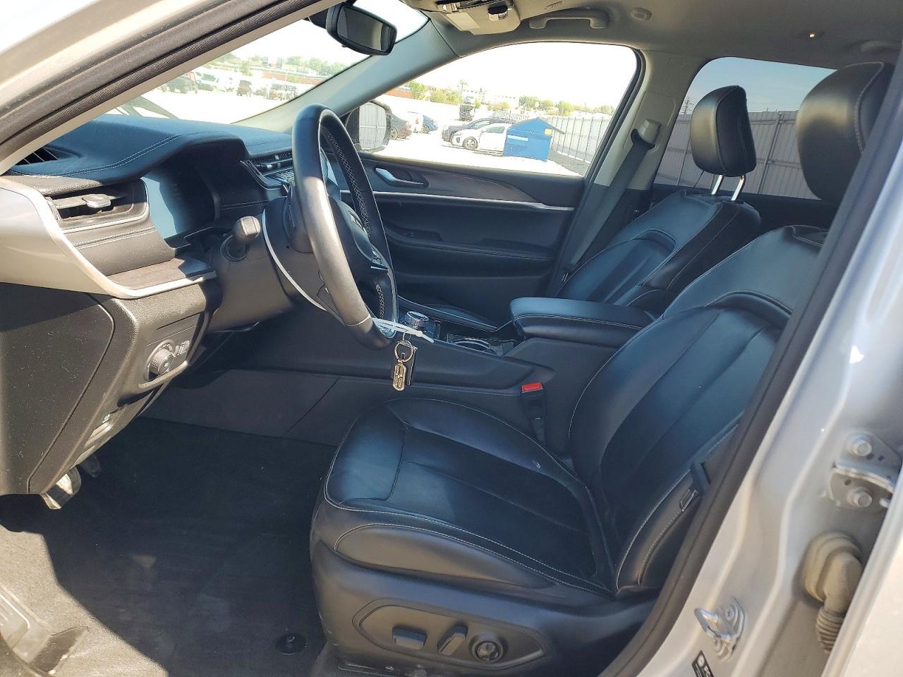 2022 Jeep Grand Cherokee L Limited - Image 7