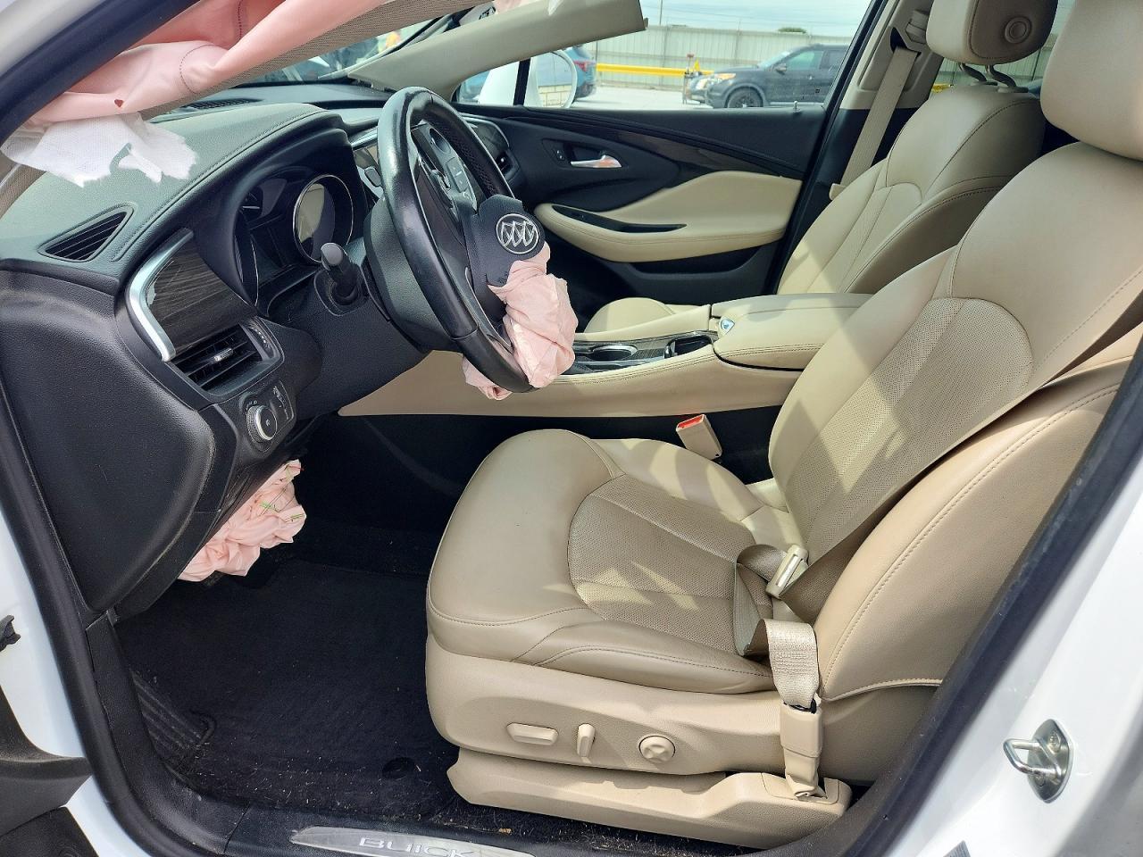 2020 Buick Envision Essence - Image 7