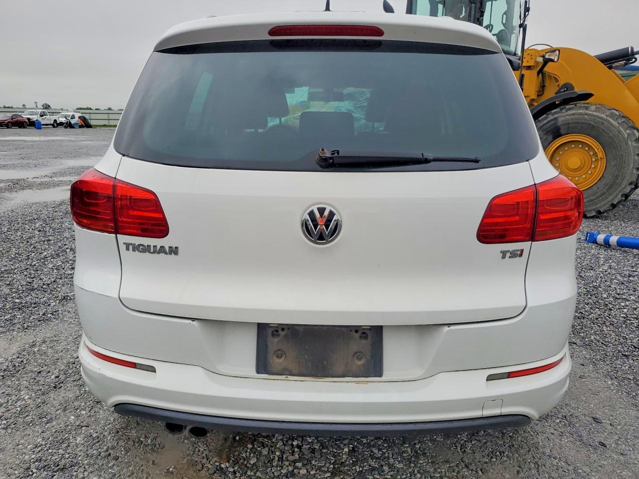 2017 Volkswagen Tiguan Sport - Фото 6