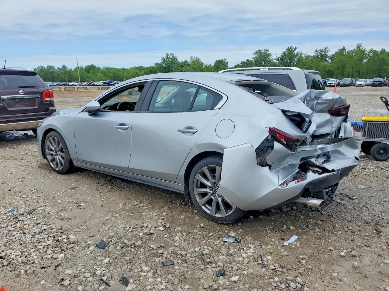 2019 Mazda 3 Select - Image 2