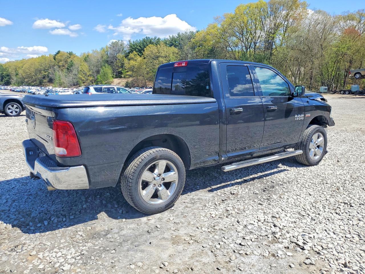 2016 Ram 1500 Slt - Image 3