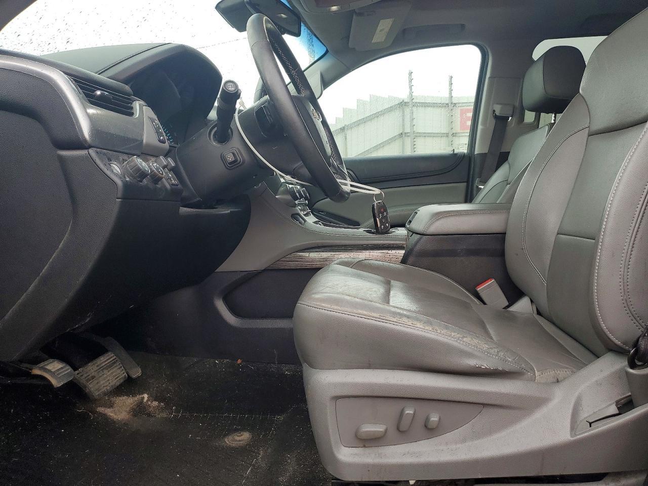 2018 Chevrolet Suburban 1500 Lt 4D - Фото 7