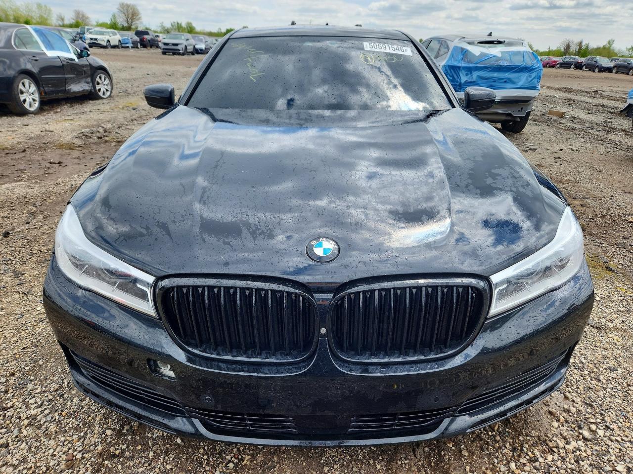 2018 BMW 750 Xi - Image 5