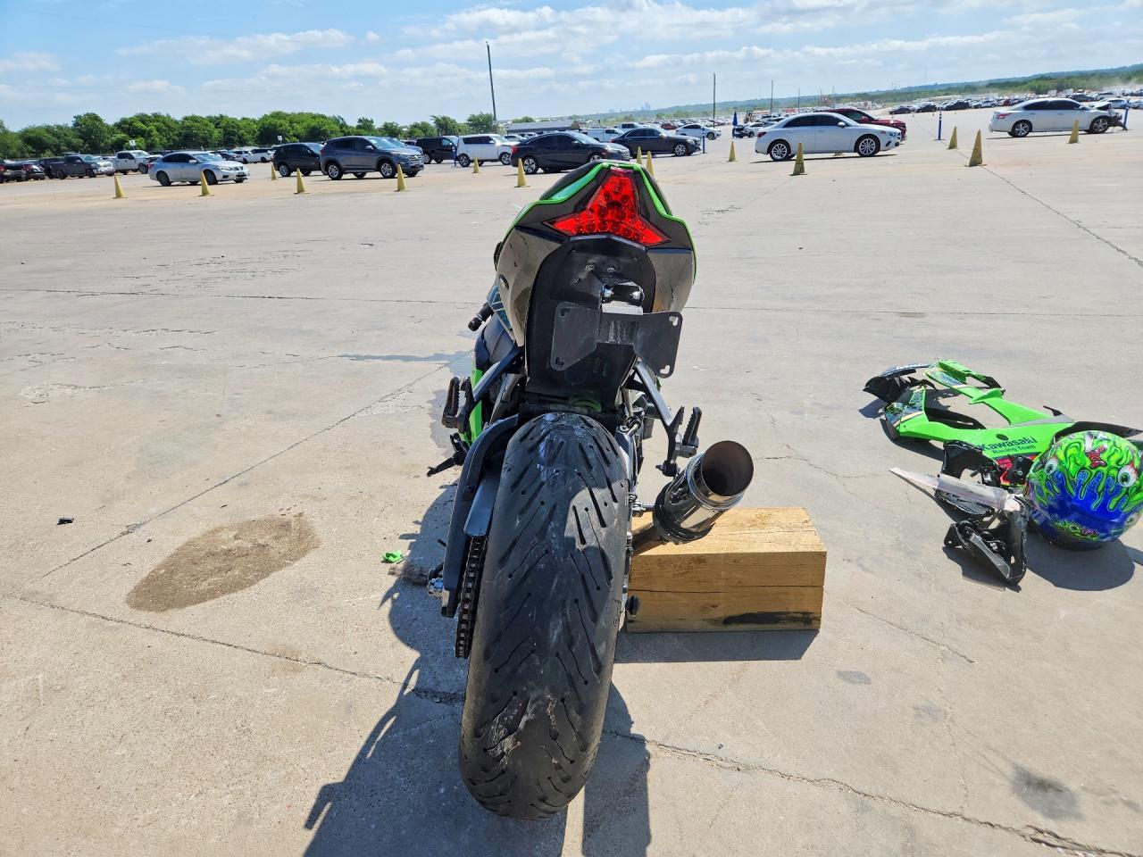 2020 Kawasaki Zx1002 - Фото 4