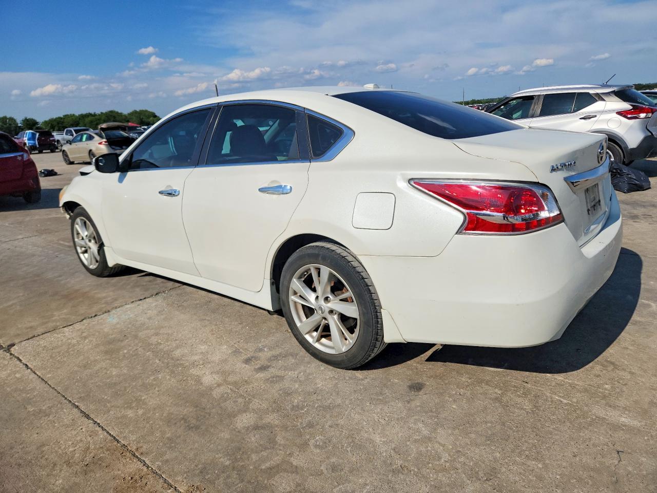 2014 Nissan Altima 2.5 Sl - Image 2