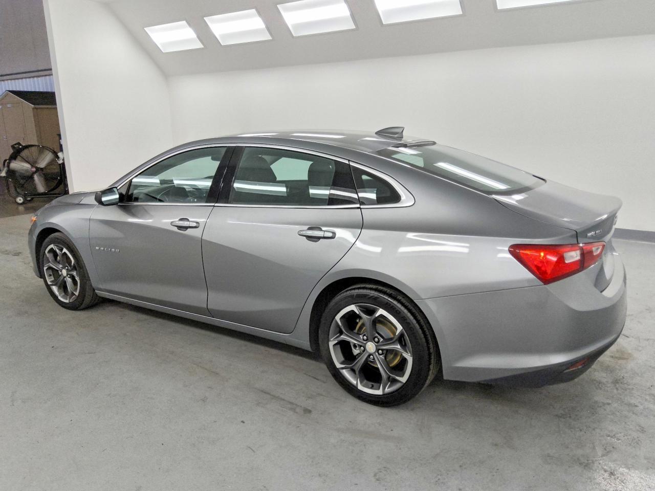 2023 Chevrolet Malibu Lt - Image 2