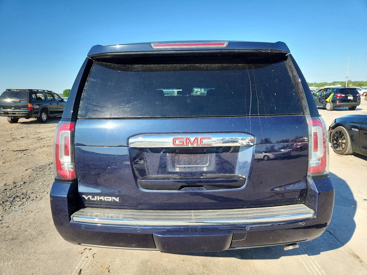 2019 GMC Yukon Denali - Image 6