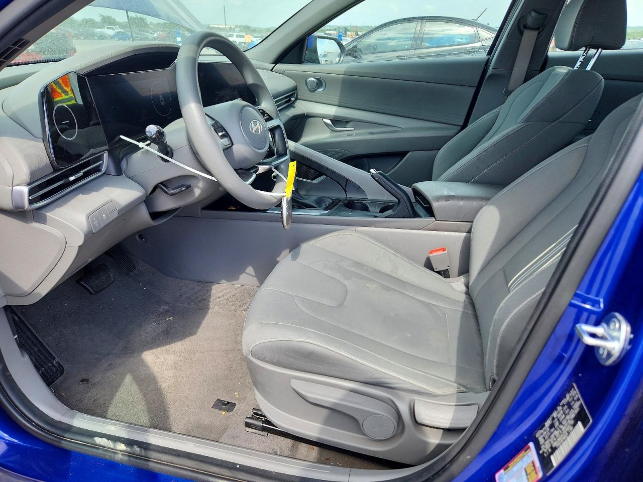 2024 Hyundai Elantra Sel - Image 7