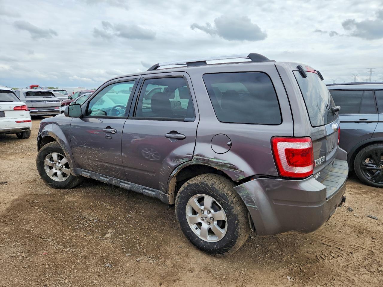 2010 Ford Escape Limited - Фото 2