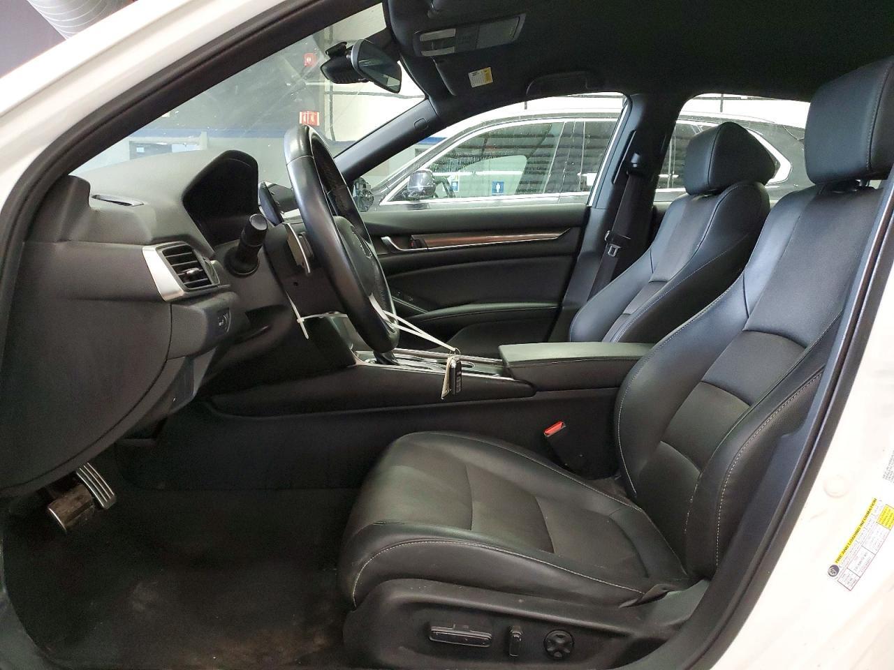 2022 Honda Accord Sport - Image 7