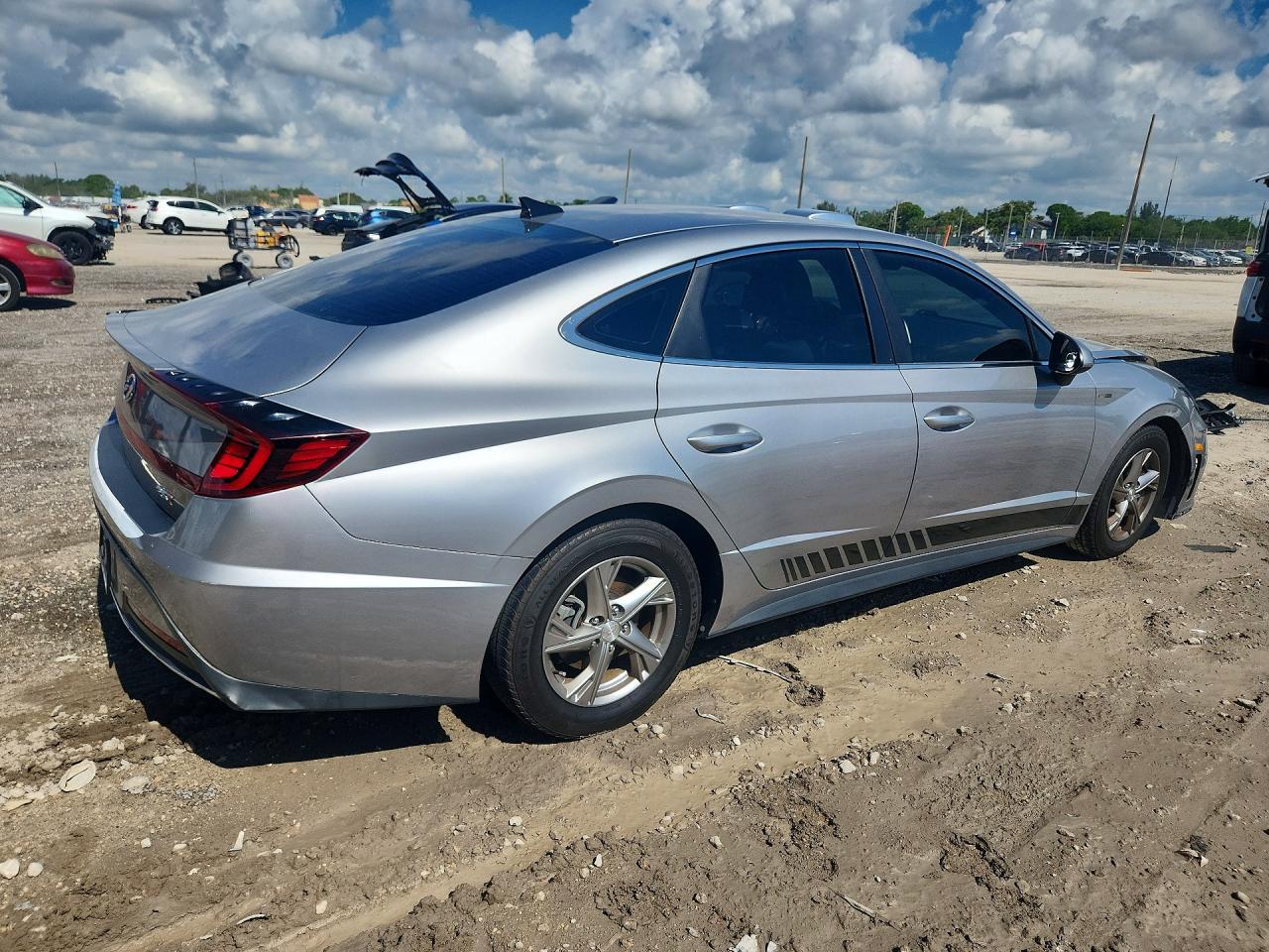 2021 Hyundai Sonata Se - Image 3