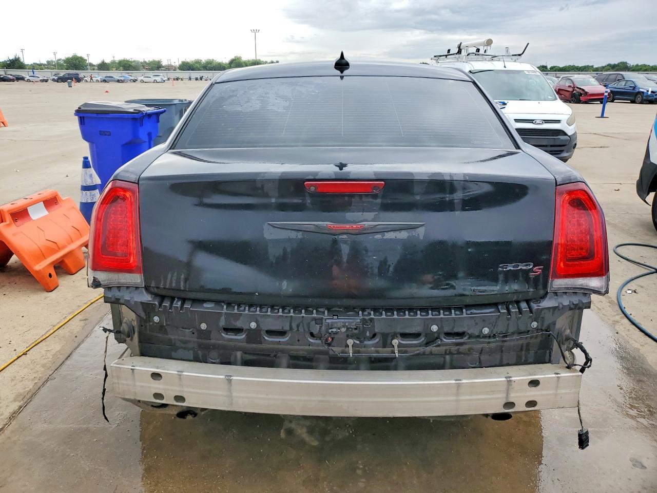 2021 Chrysler 300 S - Фото 6