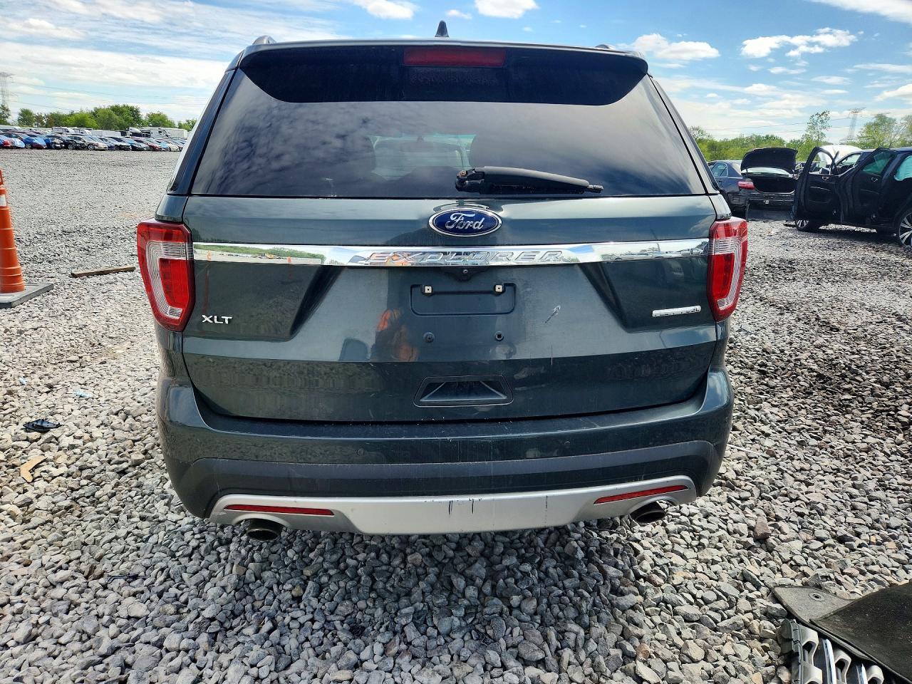2016 Ford Explorer Xlt - Фото 6